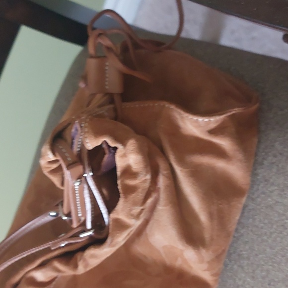 NINE WEST STUDIO, Vintage Suede lether bag, cinnamon color. Great condition - Picture 4 of 12
